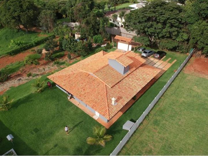 Casa Proxima A Escarpas Do Lago Capitólio 外观 照片