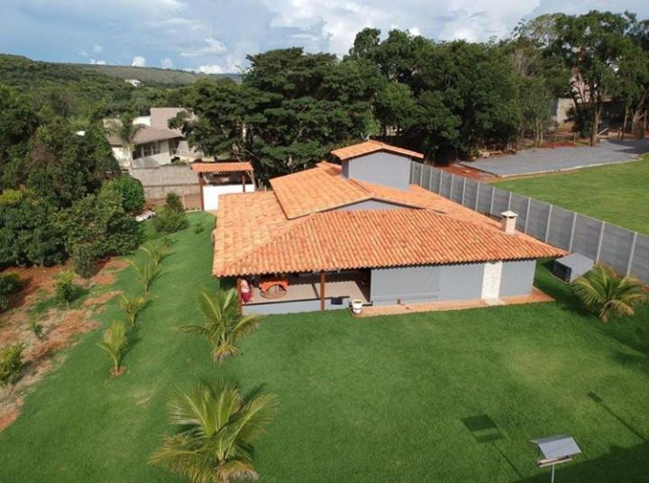 Casa Proxima A Escarpas Do Lago Capitólio 外观 照片